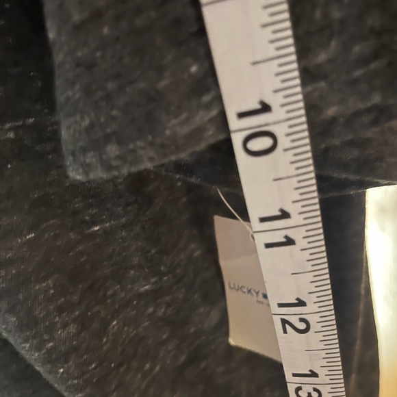 Lucky brand tshirt with tags - Picture 6 of 12